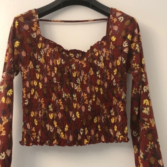 Love, Fire Juniors' Smocked Ruffle-trimmed Top - Picture 3 of 10